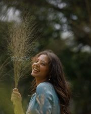 Ethereal Actress Preethi Asrani in a Teal embroidered kurta Photos 07 Ethereal Actress Preethi Asrani in a Teal embroidered kurta Photos 07