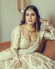 Glam Actress Neha Malik Photoshoot Pictures 02