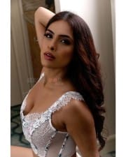 Hot Neha Malik in a White Lacy Bralette Photos 04