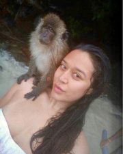 Jackie Shroff S Daughter Krishna Shroff Photos 03