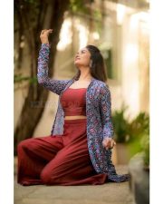 Kaathu Vaakula Rendu Kaadhal Actress Teju Ashwini Photos 03