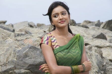 Mahabalipuram Movie Heroine Vithika Sheru Stills 10