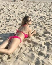 Model Neha Malik Hot Photos 24