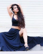 Model Neha Malik Photos 12
