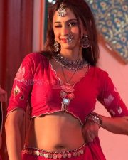 Seductive Actress Eshanya Maheshwari in a Pink Crop Top Lehenga Photos 03