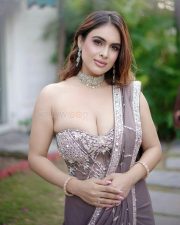 Seductive Bhojpuri Actress Neha Malik in an Off Shoulder Saree Pictures 03