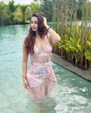 Sexy Eshanya Maheshwari Cleavage in a Floral Pink Dress Photos 01