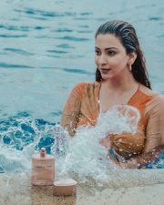 Sexy Esshanya Maheshwari with Porsche Design Woman Satin Eau de Parfum Photos 04