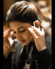 Sexy Telugu Heroine Sreeleela in a Black and White Polka Dotted Crop Top and High Waisted Trousers with a Black Jacket Photos 04 Sexy Telugu Heroine Sreeleela in a Black and White Polka Dotted Crop Top and High Waisted Trousers with a Black Jacket Photos 04