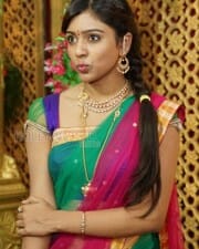 Sexy Vithika Sheru Traditional Photos 02