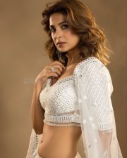 Slim and Sexy Jennifer Winget in a White Lehenga Photo 01