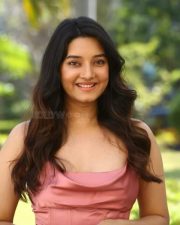 Vaishnavi Patwardhan at Sada Nannu Nadipe Movie Trailer Launch Photos 12