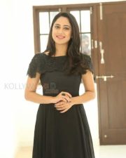 Yaman Movie Heroine Miya George Pictures 35