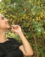 Yaman Movie Heroine Miya George Pictures 41