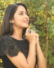 Yaman Movie Heroine Miya George Pictures 44