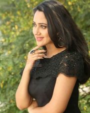 Yaman Movie Heroine Miya George Pictures 52