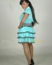 Aarthi Puri Hot Pictures 83