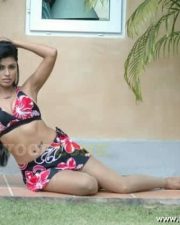 Aarthi Puri Hot Spicy Pics 11