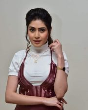 Actress Aishwarya Raj Bhakuni at Sasanasabha Movie Trailer Launch Photos 31