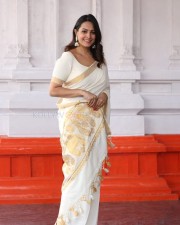 Actress Anita Hassanandani Reddy at Oh Bhama Ayyo Rama Movie Launch Photos 18