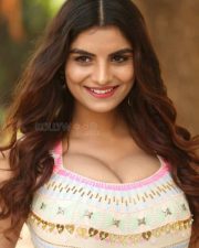 Actress Anveshi Jain At Commitment Movie Trailer Launch Pictures 02