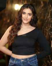 Actress Divyansha Kaushik at Michael Movie Press Meet Photos 19