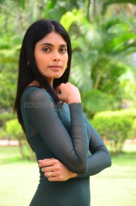 Actress Kritika Shetty at 7 Days 6 Nights Press Meet Pictures 28