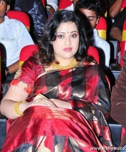 Actress Meena At Tsr Tv9 Film Awards 04