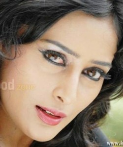 Actress Nidhi Subbaiah Sexy Pictures 07
