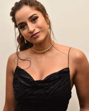 Actress Pooja Bhalekar at Ladki Movie Interview Pictures 04
