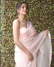 Actress Sakshi Vaidya at Gandeevadhari Arjuna Movie Interview Photos 24