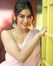 Actress Sakshi Vaidya at Gandeevadhari Arjuna Movie Interview Photos 59