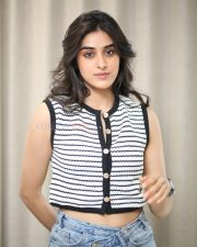 Actress Sakshi Vaidya at Nari Nari Naduma Murari Movie Interview Pictures 06
