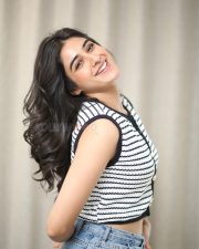 Actress Sakshi Vaidya at Nari Nari Naduma Murari Movie Interview Pictures 13