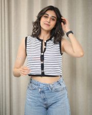 Actress Sakshi Vaidya at Nari Nari Naduma Murari Movie Interview Pictures 50