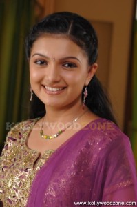 Actress Saranya Mohan Pictures 04