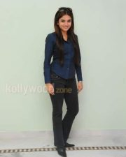Actress Sheena Pictures 01