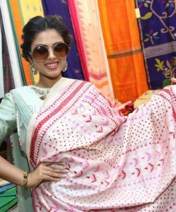 Actress Siddhi Idnani At Silk India Expo Inauguration At Secunderabad Photos 06