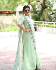 Actress Siddhi Idnani At Silk India Expo Inauguration At Secunderabad Photos 11