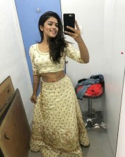 Actress Siddhi Idnani Candid Photos 15 Actress Siddhi Idnani Candid Photos 15