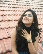 Actress Siddhi Idnani Candid Photos 19 Actress Siddhi Idnani Candid Photos 19