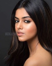Actress Siddhi Idnani Candid Photos 28 Actress Siddhi Idnani Candid Photos 28