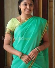 Actress Siju Rose Pictures 11