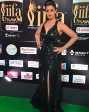Actress Varalakshmi Sarathkumar At Iifa Utsavam 2017 Pictures 09