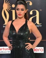 Actress Varalakshmi Sarathkumar At Iifa Utsavam 2017 Pictures 12