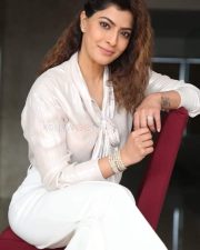 Actress Varalakshmi at Kota Bommali PS Movie Interview Photos 02