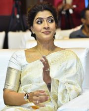 Actress Varalaxmi SarathKumar at Saraswathi Movie Pre Release Event Photos 01