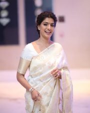 Actress Varalaxmi SarathKumar at Saraswathi Movie Pre Release Event Photos 07