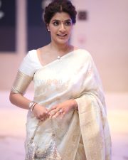 Actress Varalaxmi SarathKumar at Saraswathi Movie Pre Release Event Photos 10