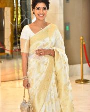 Actress Varalaxmi SarathKumar at Saraswathi Movie Pre Release Event Photos 15